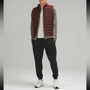 lululemon at ease jogger - black